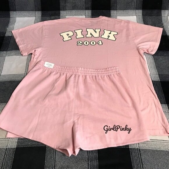 VS PINK LIMITED EDITION PINK FRIDAY TEE & SHORT OUTFIT IN CHALK ROSE - Picture 4 of 6